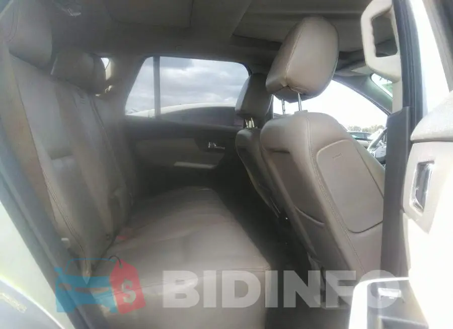 2FMDK3JCXDBB11838 Photo# 8