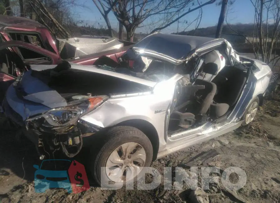 KMHEC4A44EA113887 Photo# 2