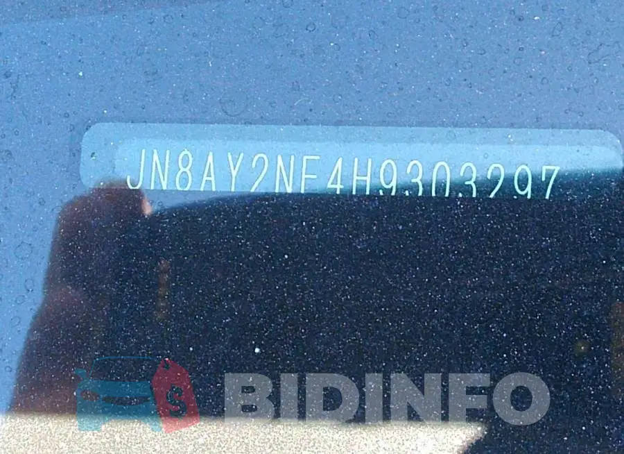 JN8AY2NF4H9303297 Photo# 9
