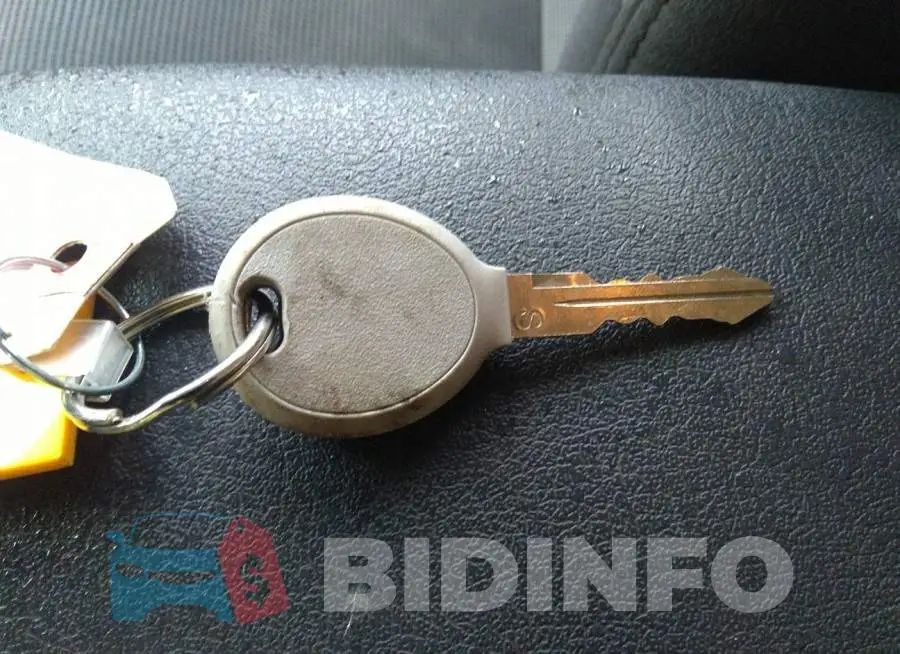 1C4NJPBA2GD567931 Photo# 11