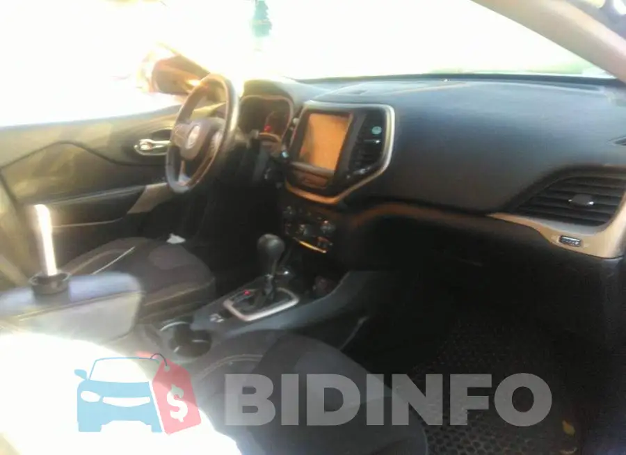 1C4PJMCB4HW666240 Photo# 5