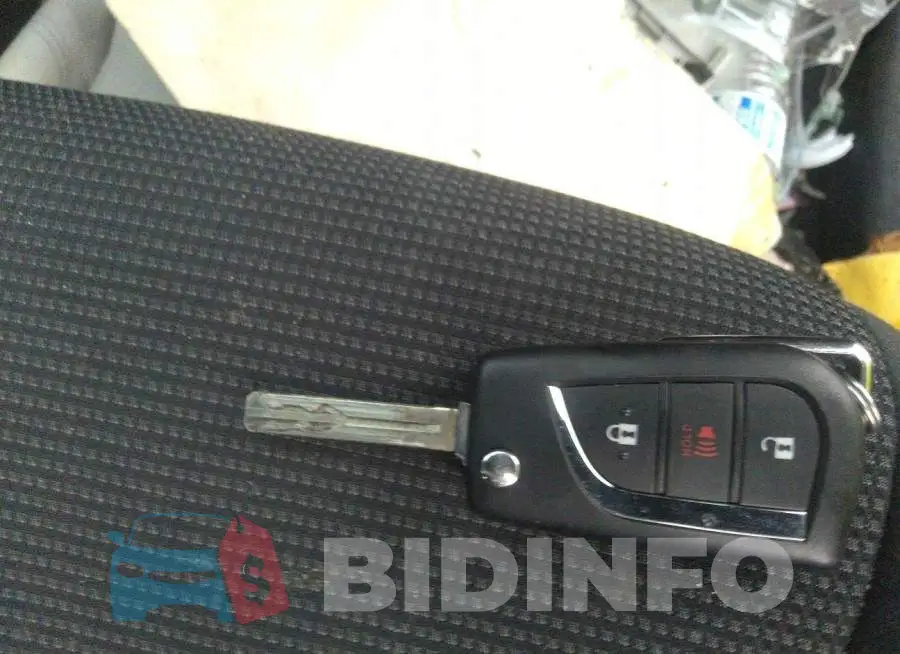 2T3F1RFV1MC218093 Photo# 11