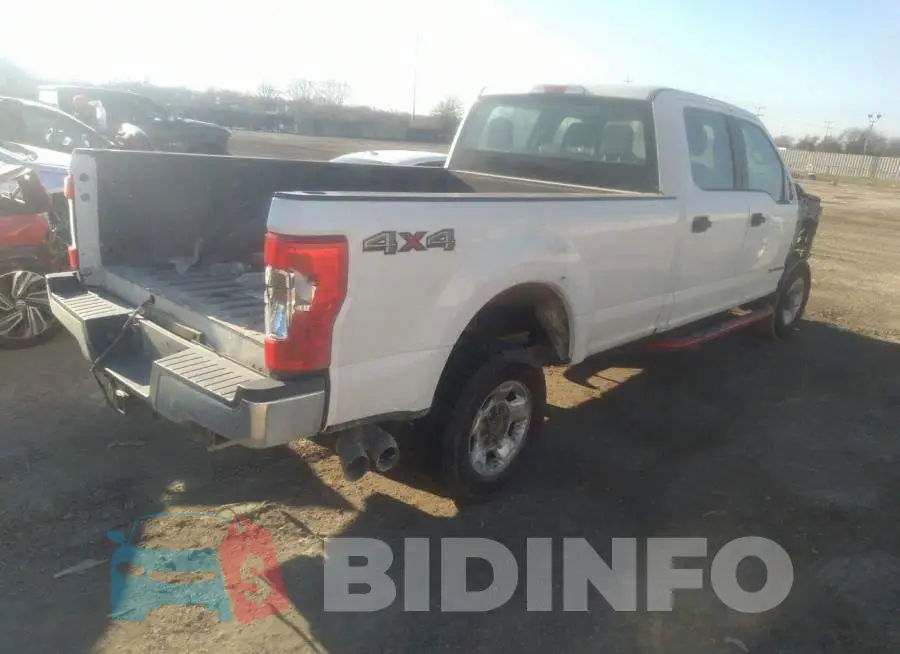 1FT7W2BT8JEB68621 Photo# 4