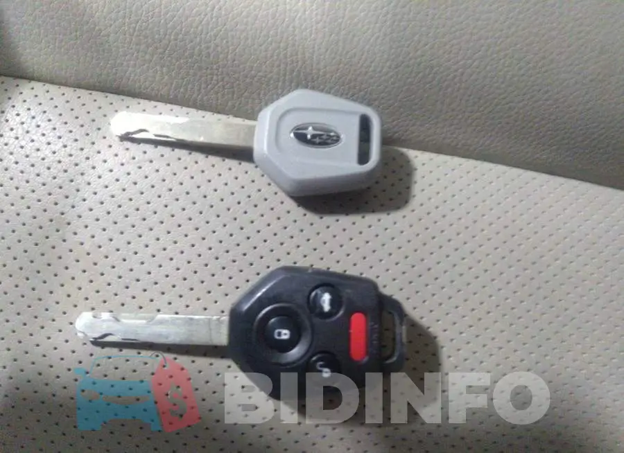 4S4BRBKC6E3308762 Photo# 11