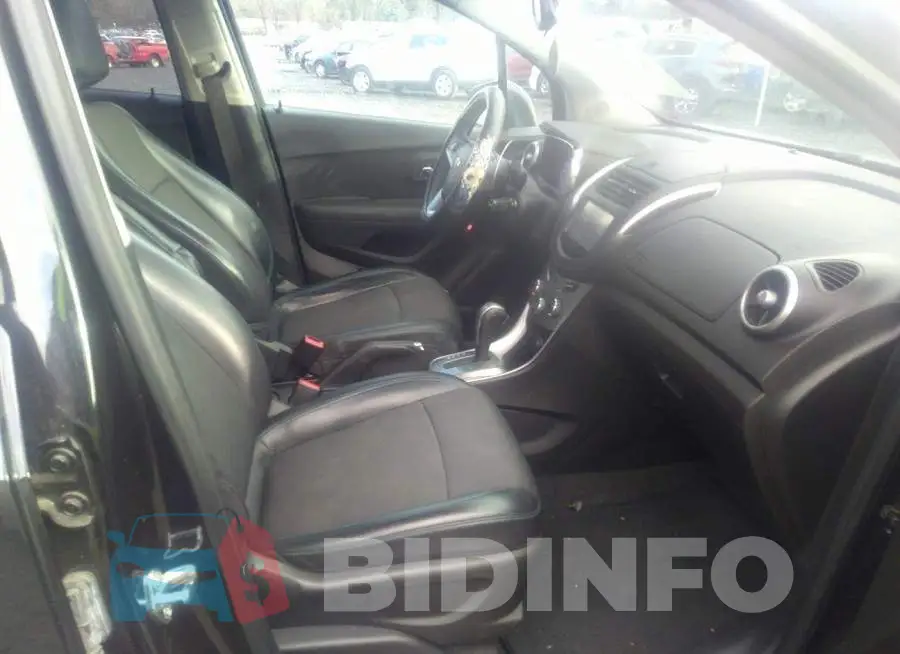 KL7CJRSB6FB234022 Photo# 5