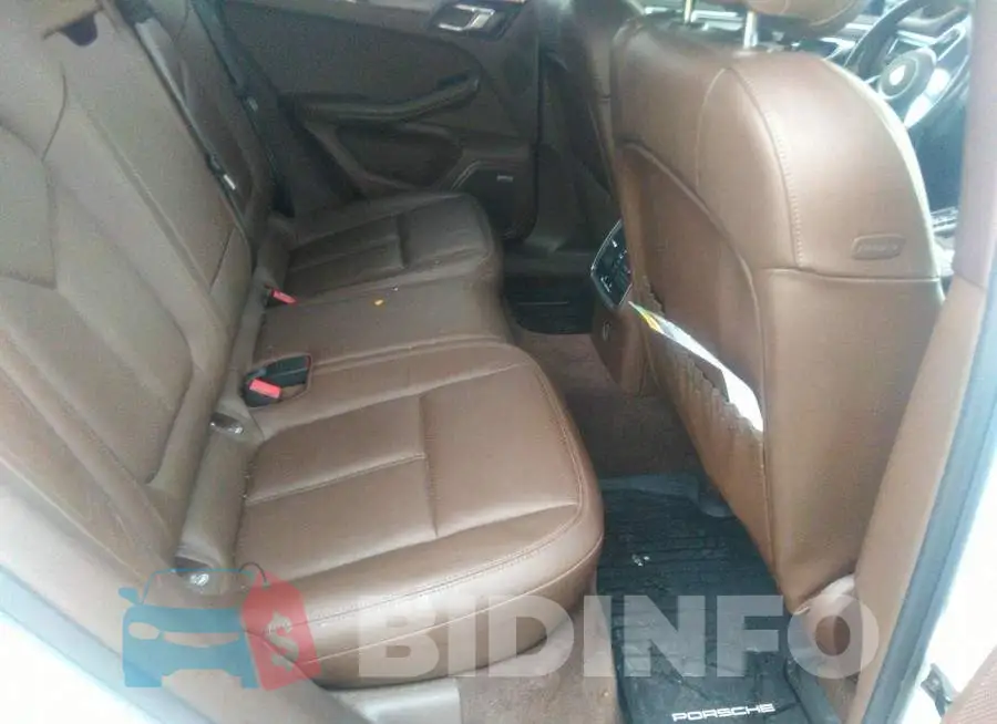 WP1AB2A50JLB36857 Photo# 8