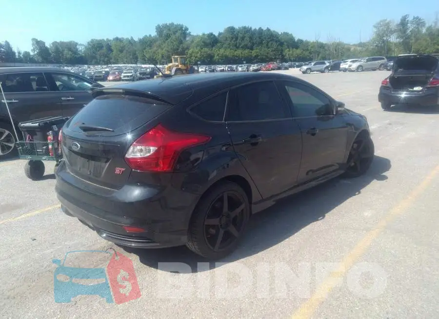 1FADP3L95DL289637 Photo# 4