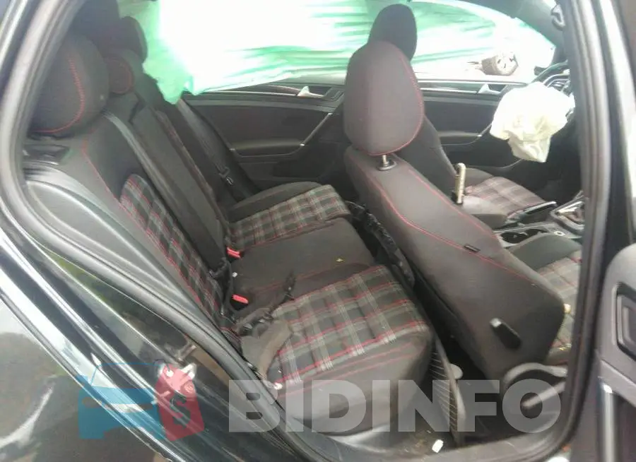 3VW4T7AU7HM068689 Photo# 8