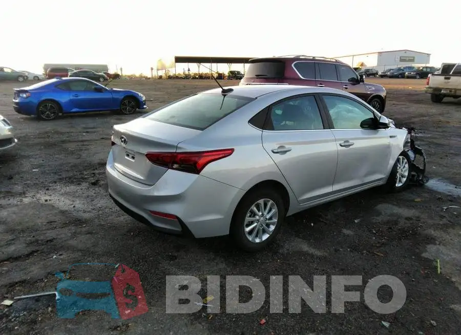 3KPC24A65NE166238 Photo# 4