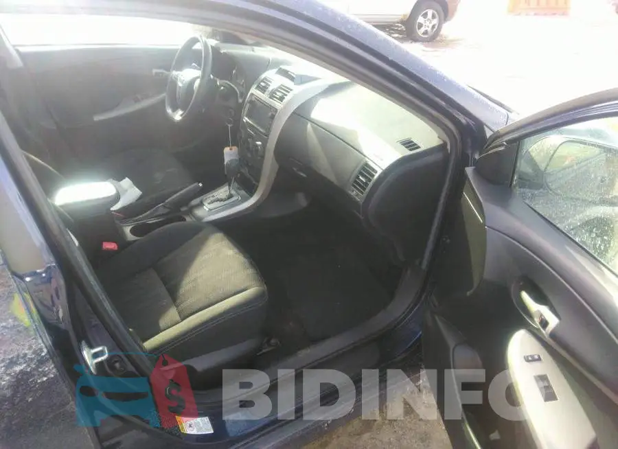 2T1BU4EE4DC116841 Photo# 5