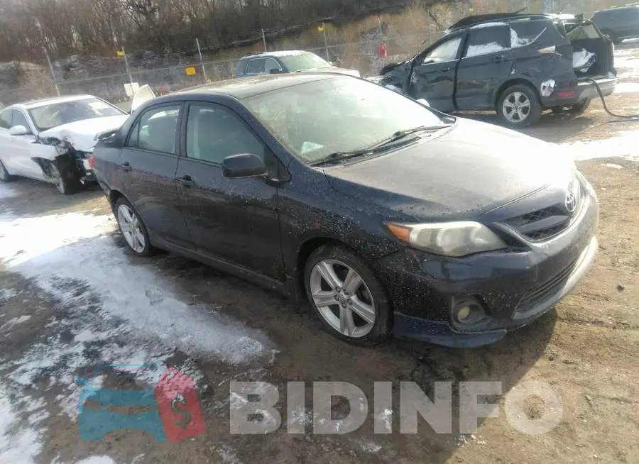 2T1BU4EE4DC116841 Photo# 1