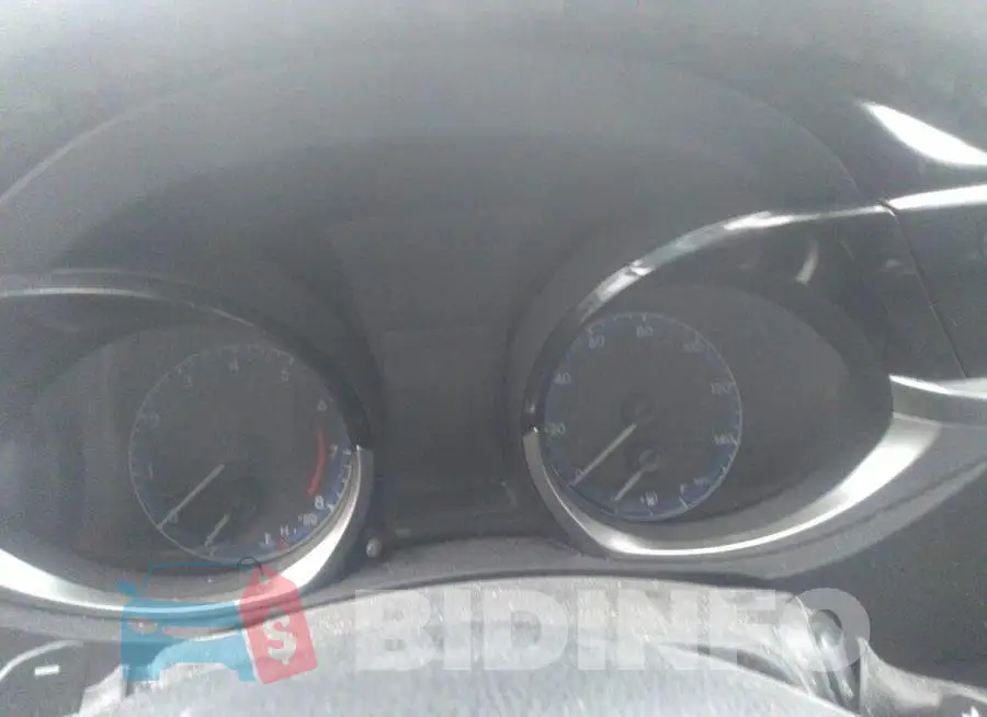 2T1BURHE4FC337836 Photo# 7