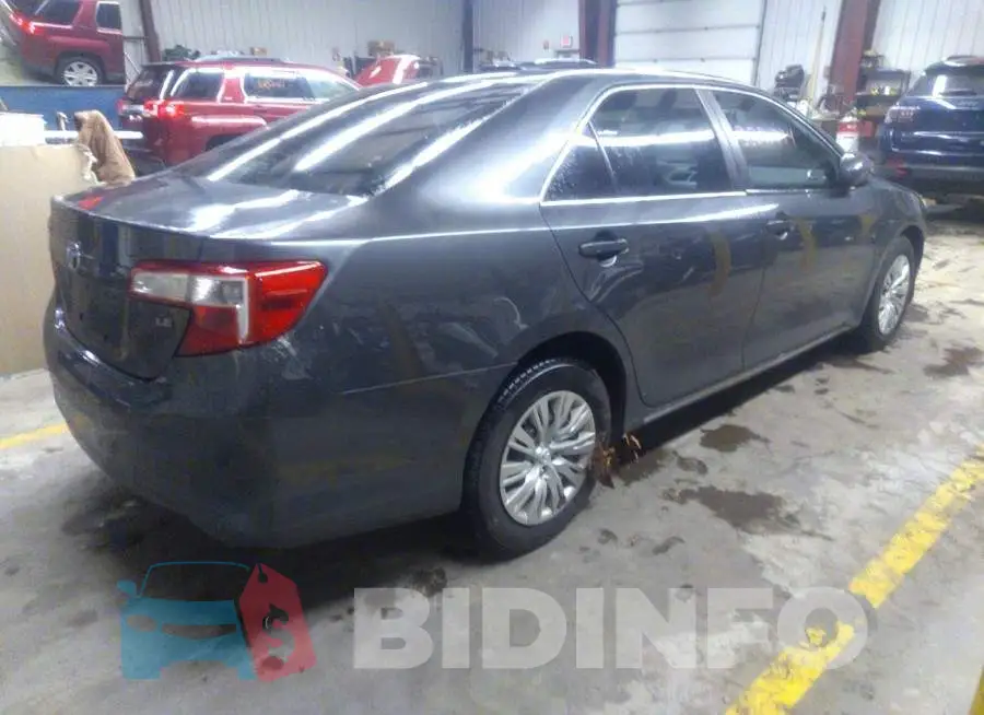 4T4BF1FK8DR283592 Photo# 4