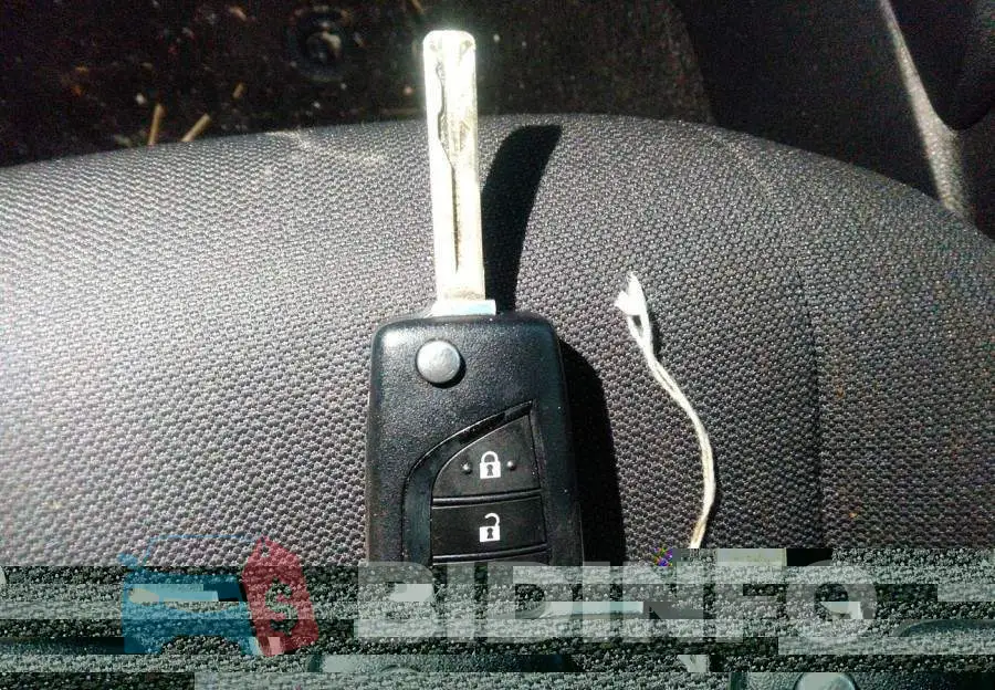5YFEPMAE5NP338963 Photo# 10