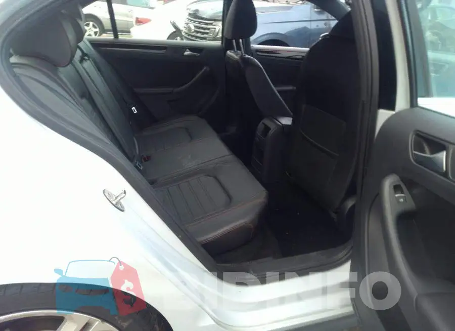 3VW5T7AJ9HM364596 Photo# 8