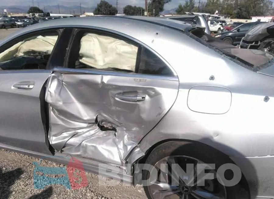 WDDSJ4EB5JN627357 Photo# 6