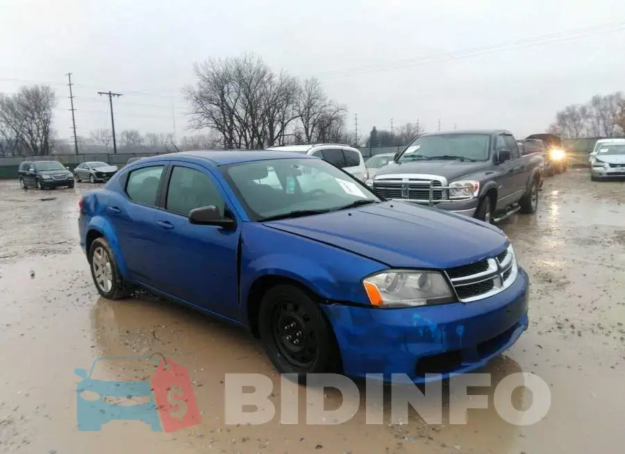 1C3CDZAB0DN528947 Photo# 1