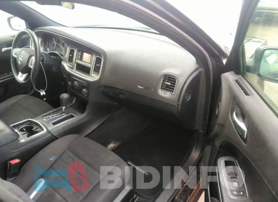 2C3CDXBG8DH730264 Photo# 5