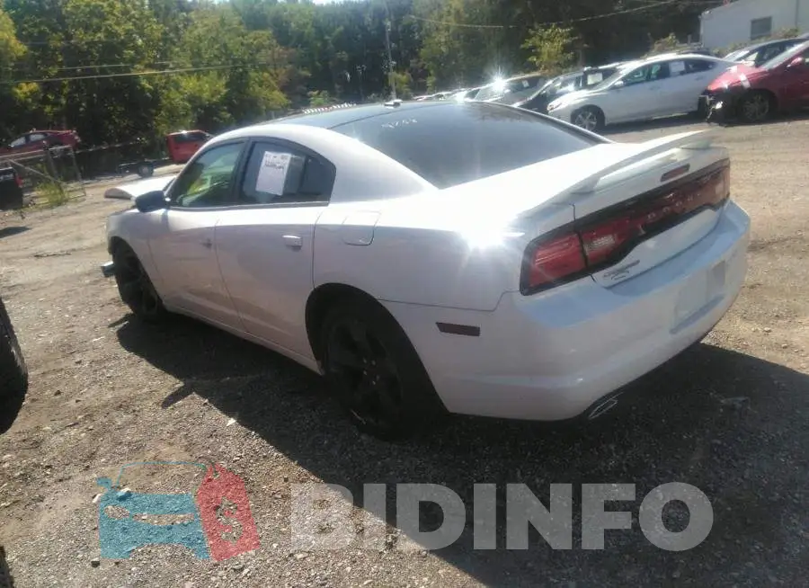 2C3CDXHG5EH333846 Photo# 3