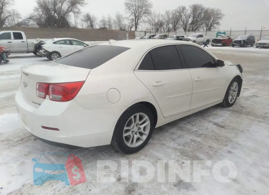 1G11F5SR0DF245873 Photo# 4