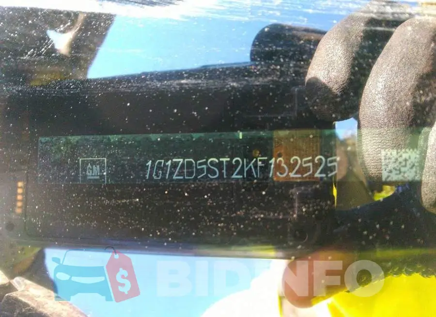 1G1ZD5ST2KF132525 Photo# 9