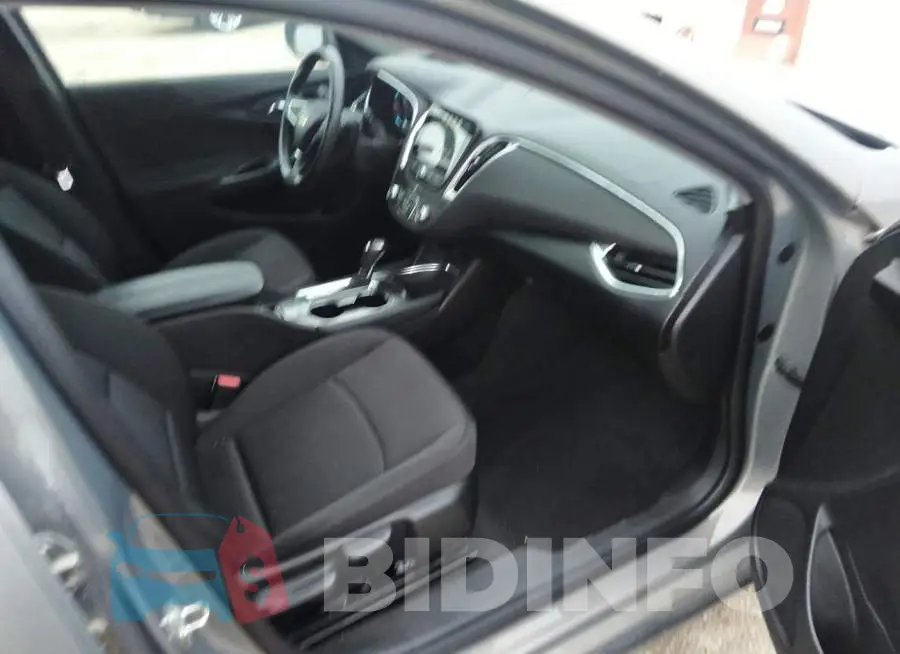 1G1ZD5ST8JF184286 Photo# 5