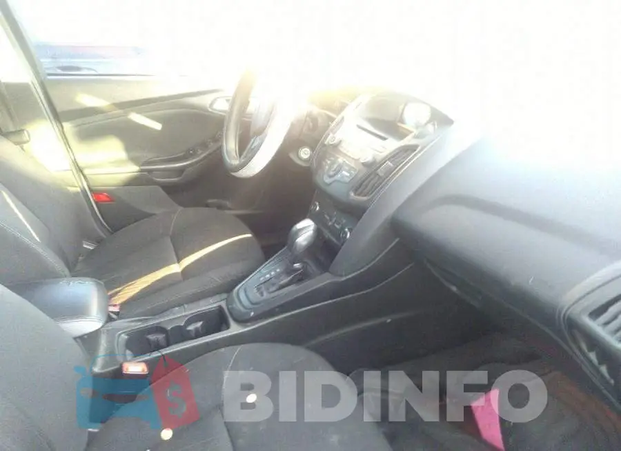 1FADP3F20GL282999 Photo# 5