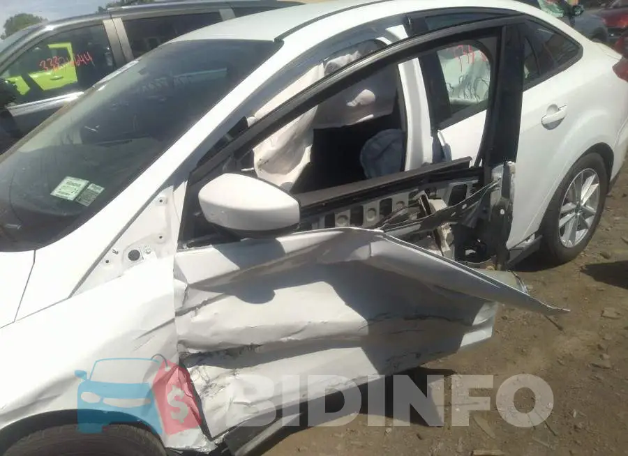1FADP3F20JL280399 Photo# 6