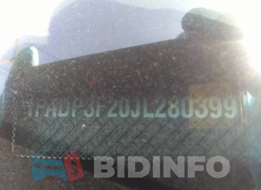 1FADP3F20JL280399 Photo# 9
