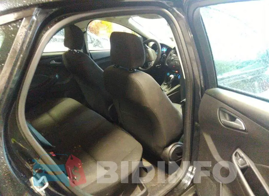 1FADP3F21FL342545 Photo# 8