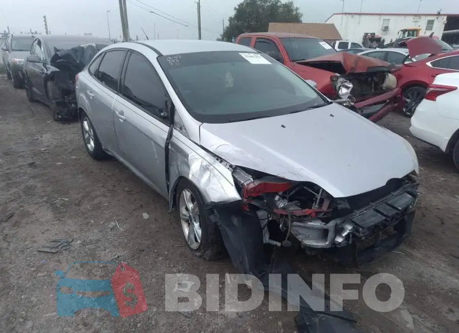 1FADP3F27EL378870 Photo# 1