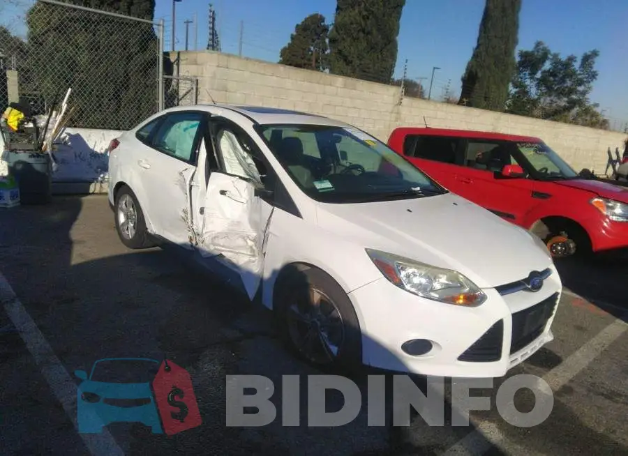 1FADP3F28EL219842 Photo# 1