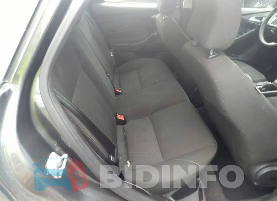 1FADP3F28FL282974 Photo# 8