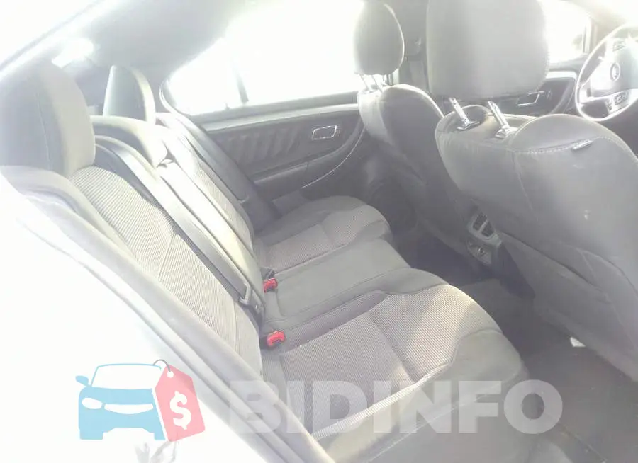 1FAHP2E82DG154155 Photo# 8