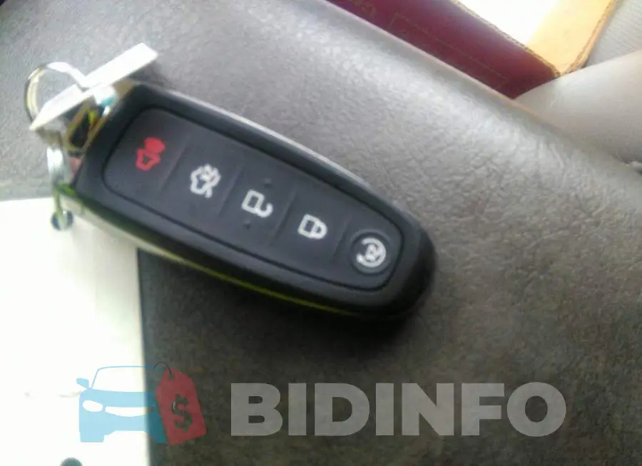 1FAHP2F85DG136232 Photo# 11