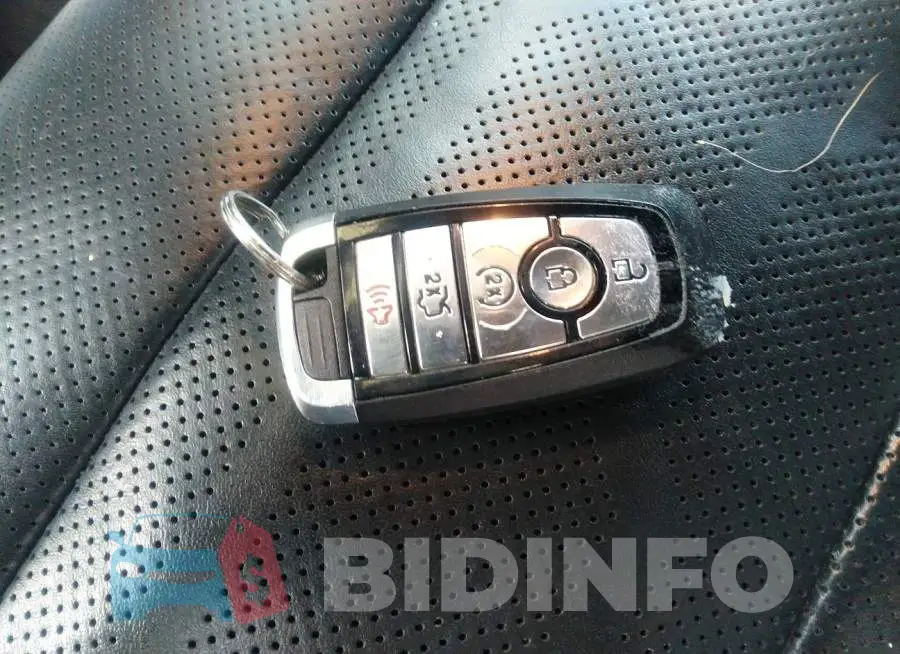 1FATP8FF0J5154091 Photo# 11