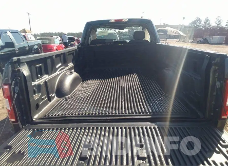 1FTMF1CP7JKF72946 Photo# 8