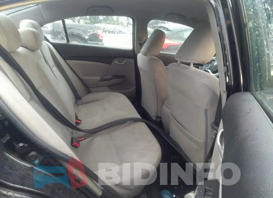 19XFB2F50DE072154 Photo# 8