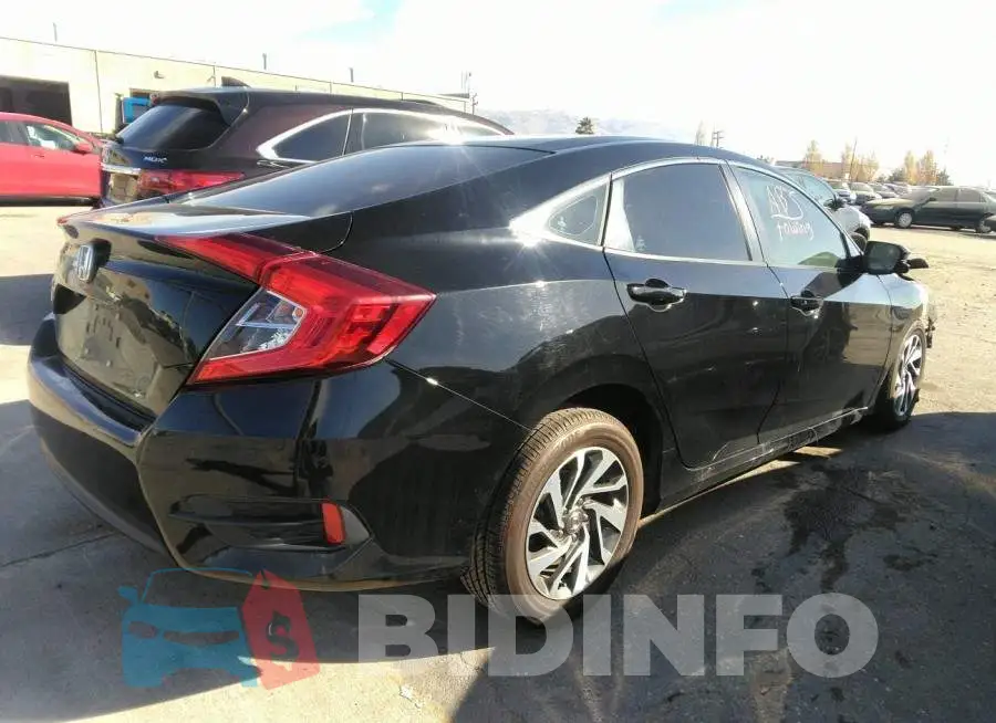 19XFC2F72GE215933 Photo# 4