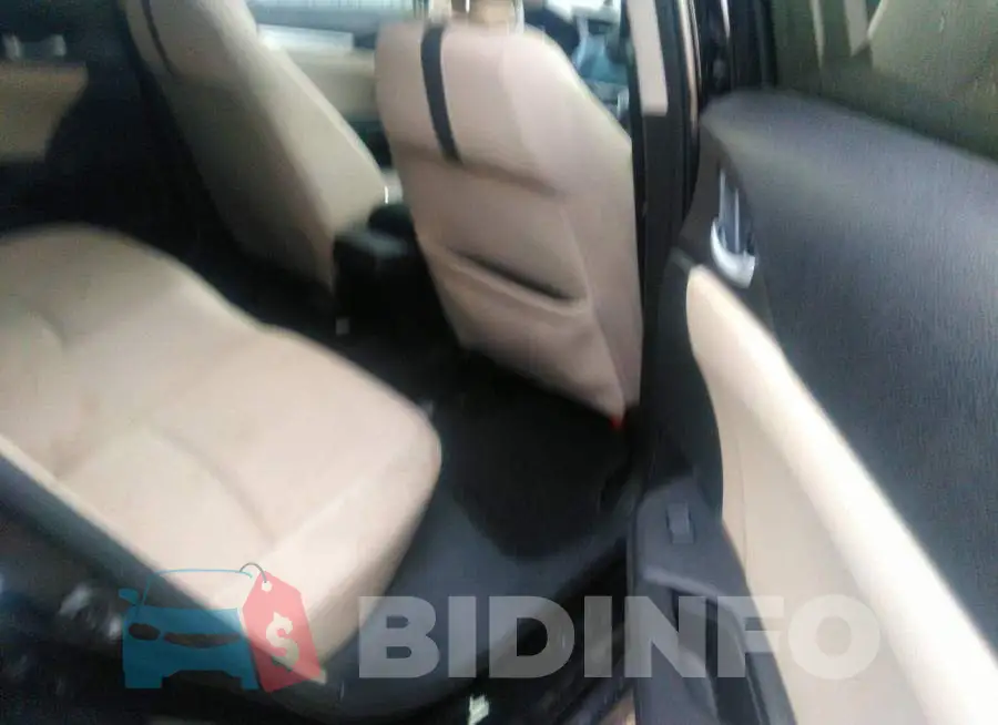 19XFC2F73HE043316 Photo# 8