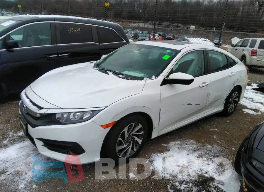 19XFC2F75HE018658 Photo# 2