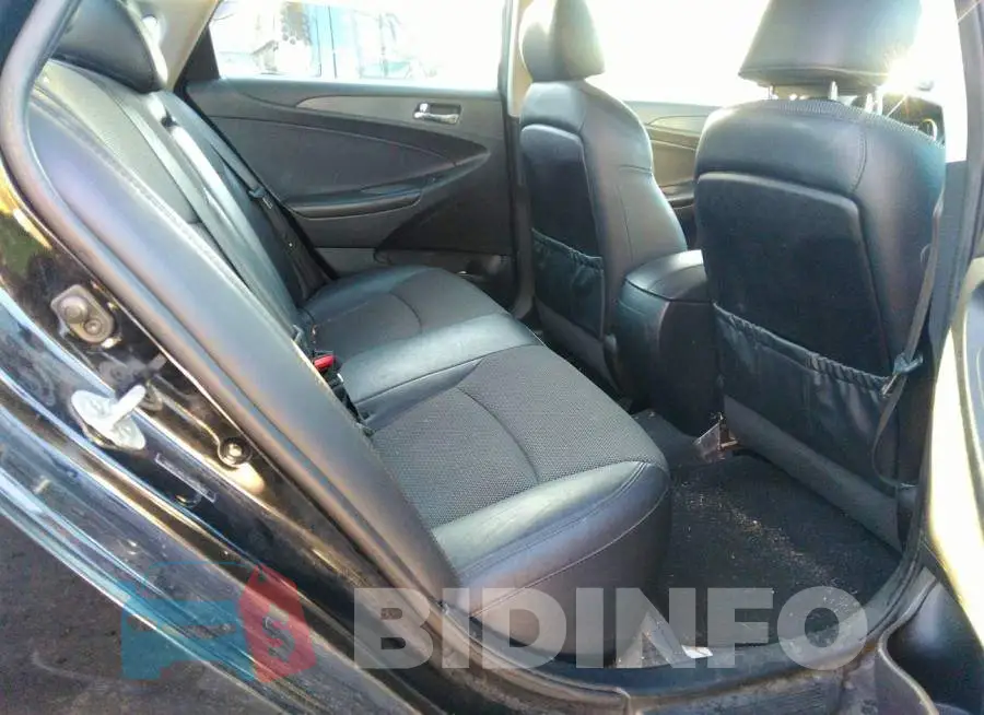 5NPEC4AC7DH526082 Photo# 8