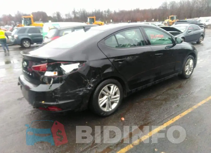 KMHD84LF4LU007544 Photo# 4