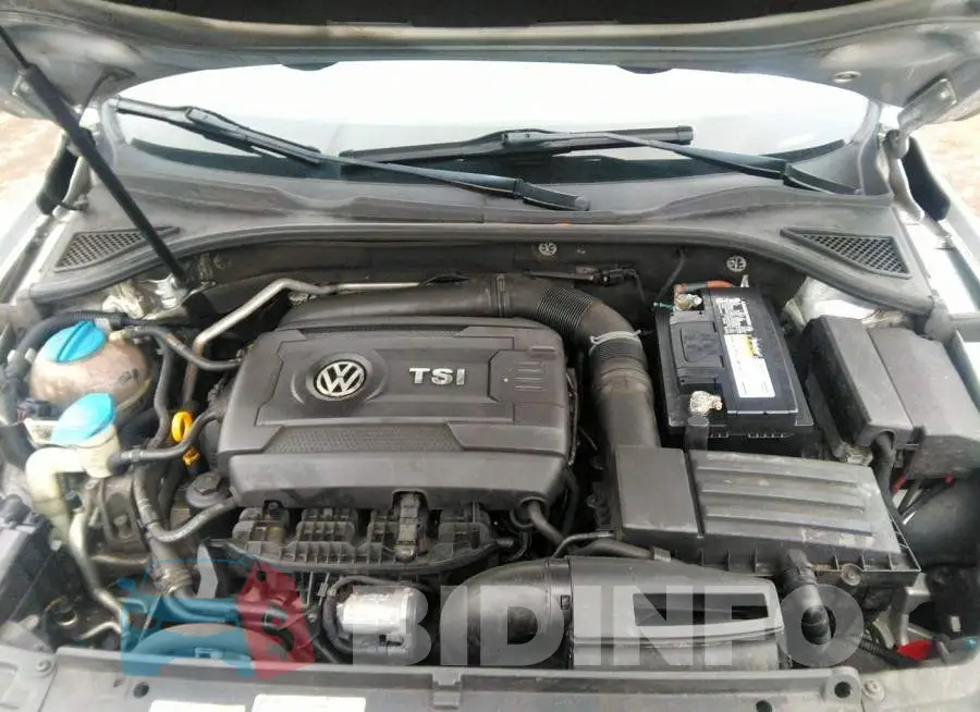 1VWAT7A32FC072402 Photo# 10