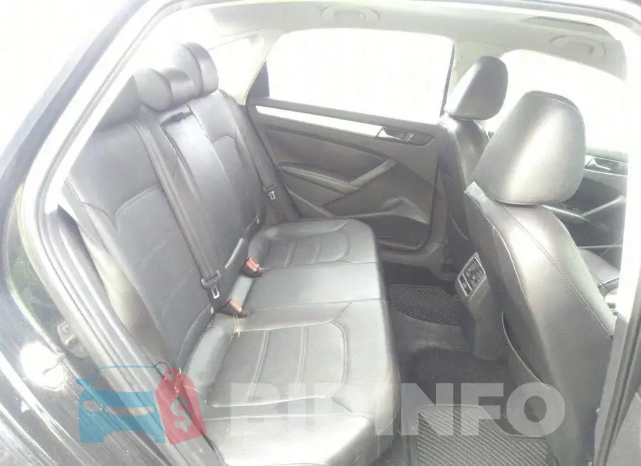 1VWBN7A31DC051875 Photo# 8