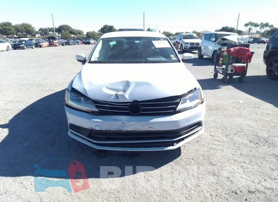 3VW2B7AJ7HM278628 Photo# 6