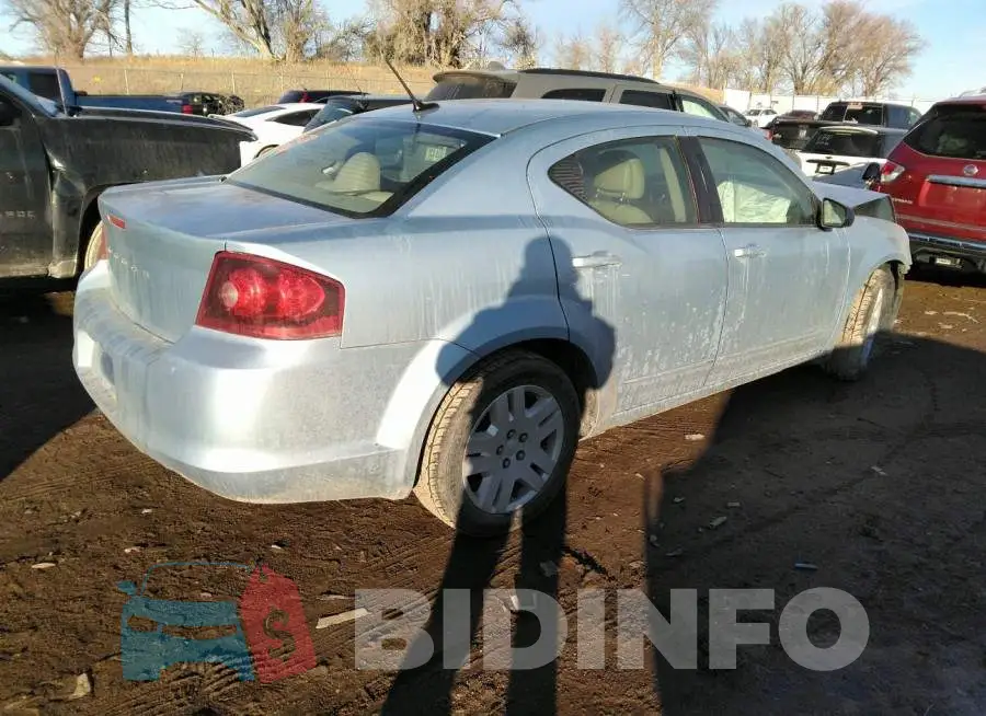 1C3CDZAB7DN773339 Photo# 4