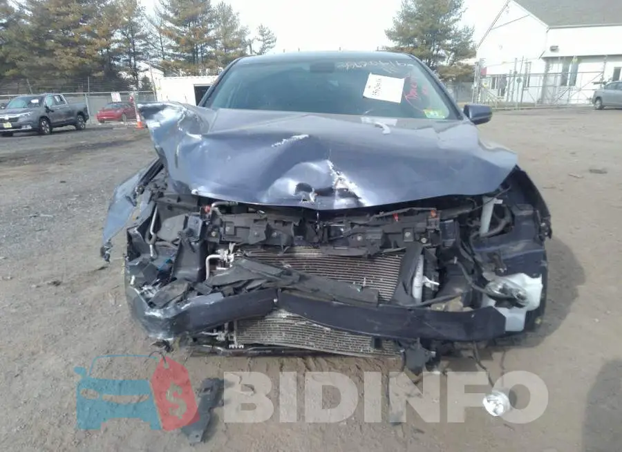 1G11E5SL4EF140768 Photo# 6