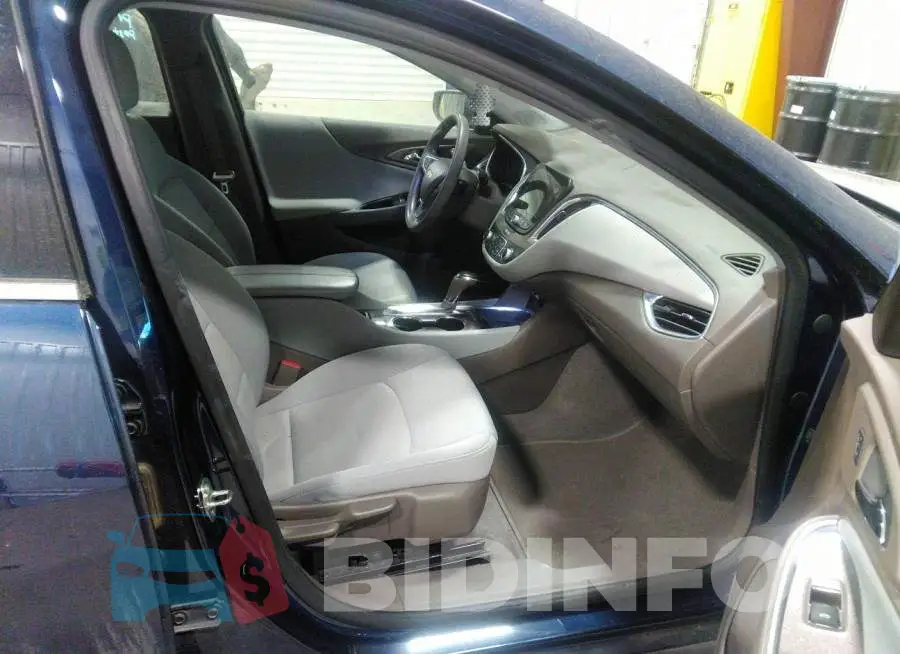 1G1ZD5ST2LF058573 Photo# 5