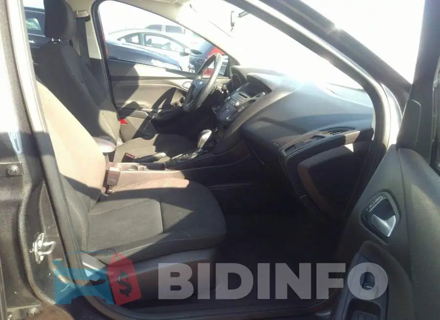 1FADP3F20FL305728 Photo# 5